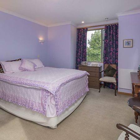 Shamrock Garden B&B Airport Christchurch Eksteriør billede
