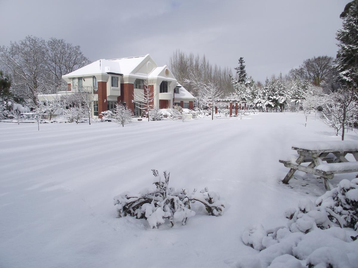 Shamrock Garden B&B Airport Christchurch Eksteriør billede