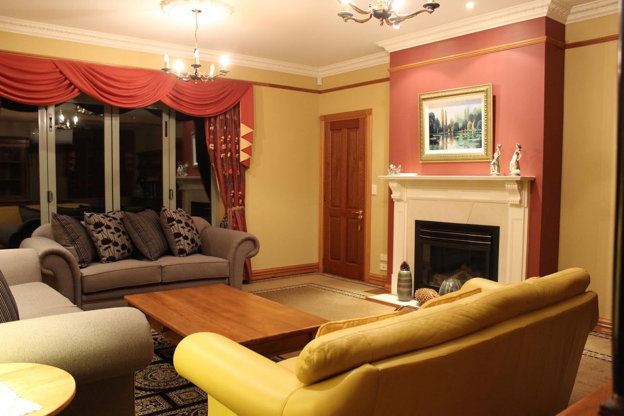 Shamrock Garden B&B Airport Christchurch Eksteriør billede